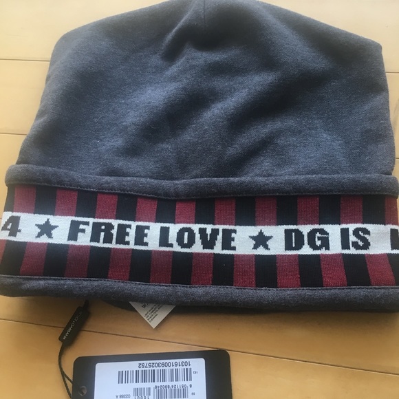 Dolce & Gabbana Accessories - D&G New With TagsDolce &Gabbana Beanie Dolce & Gabbana Accessories - D&G New With TagsDolce &Gabbana Beanie